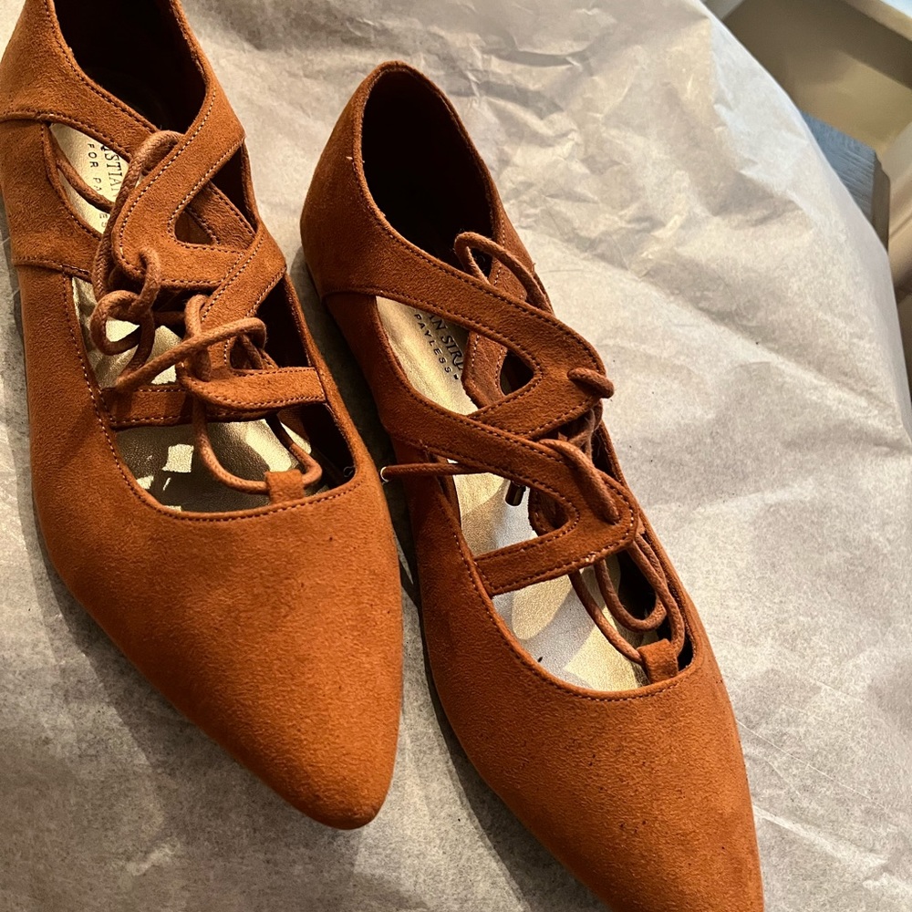 Women’s flat shoe